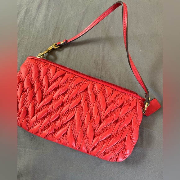 COACH QUILTED CHEVRON MADISON WALLET WRISTLET CLUTCH 70TH ANNIVERSARY RED - Picture 3 of 4